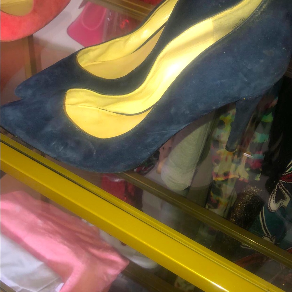 Nine West navy blue suede pumps